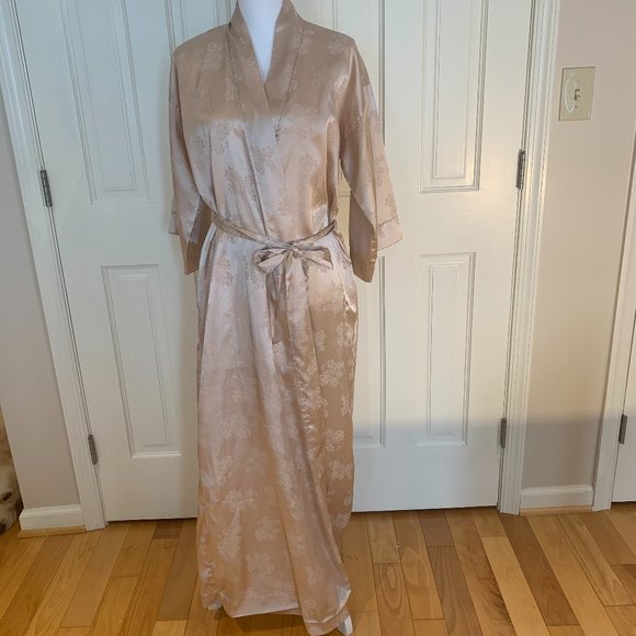 Dior Other - Christian Dior Vintage Blush silk robe